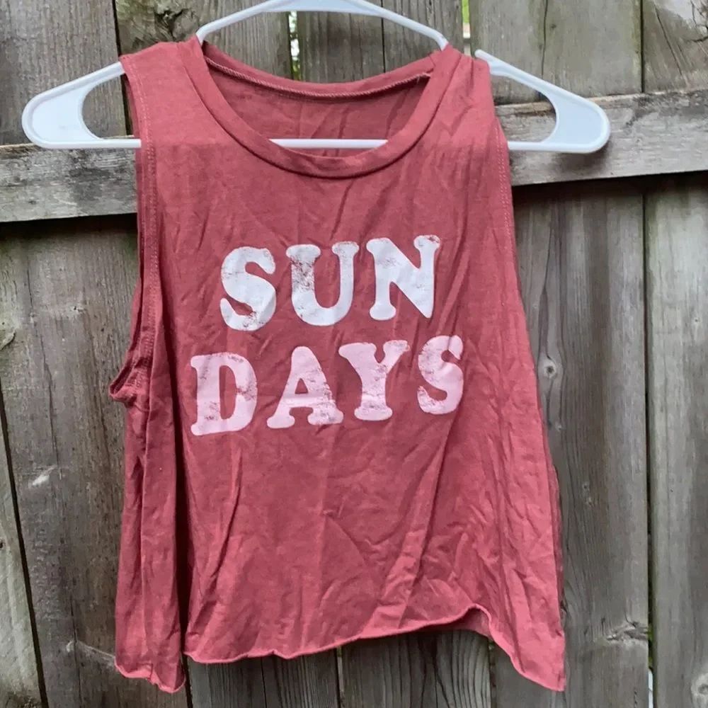 Sun days tank top sz. S